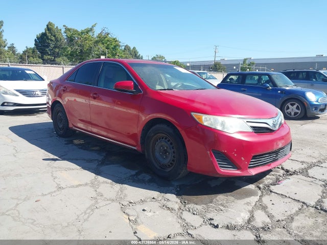Salvage Toyota Camry Image