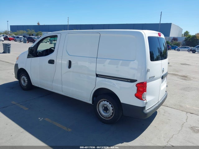 Nissan Nv S