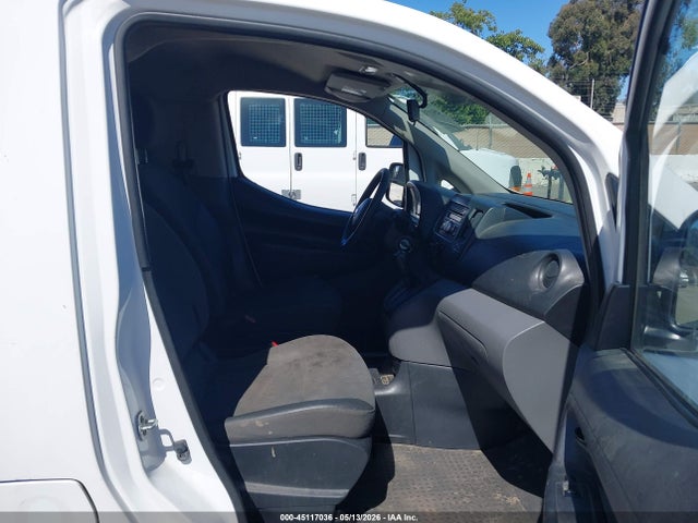 Nissan Nv S