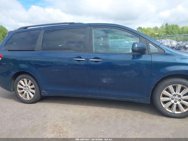 Toyota Sienna Xle