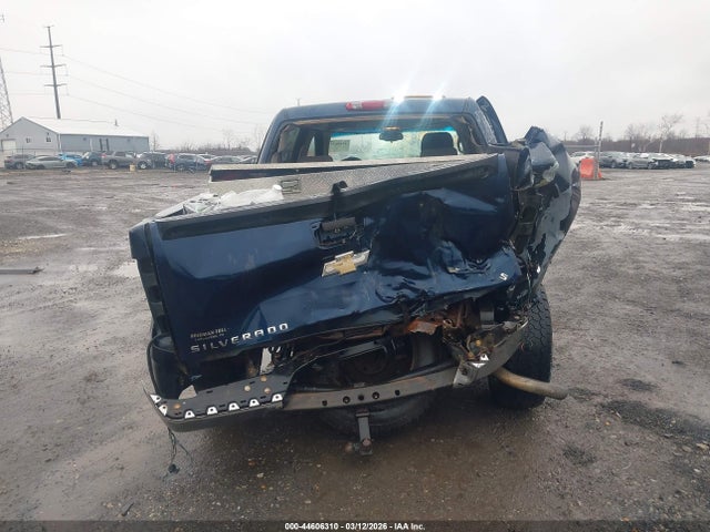 Chevrolet Silverado Ls