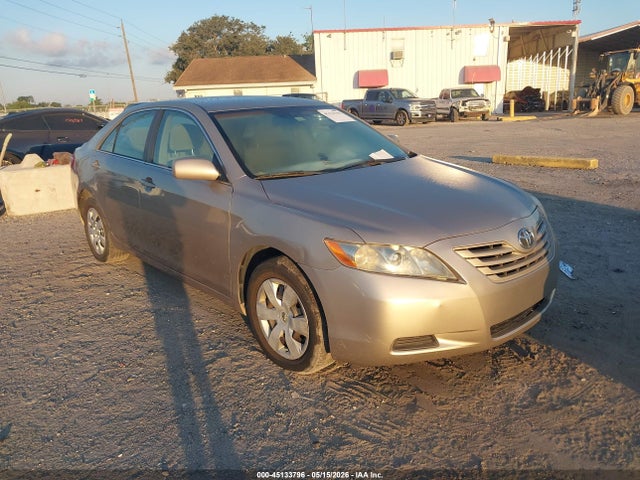 Salvage Toyota Camry Image