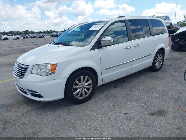 Chrysler Town & Country Limited Platinum