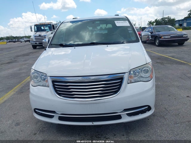 Chrysler Town & Country Limited Platinum