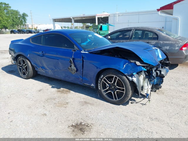 Salvage Ford Mustang Image