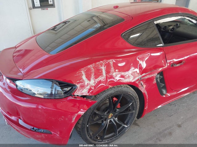 Porsche 718 Cayman Gts
