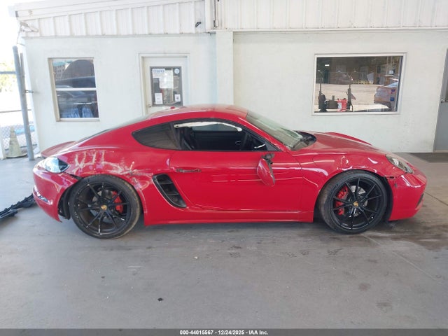 Porsche 718 Cayman Gts