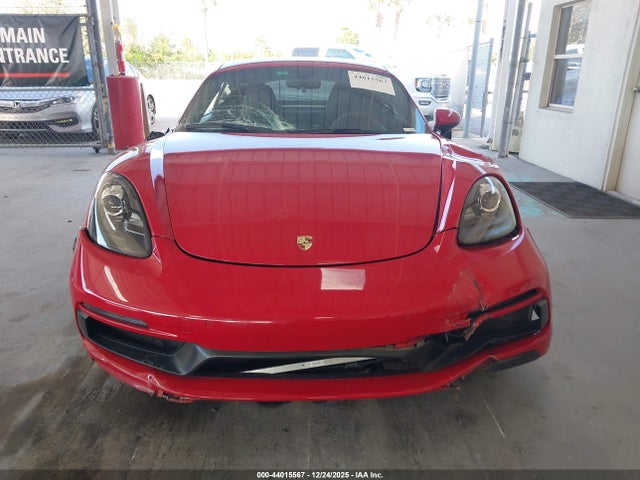 Porsche 718 Cayman Gts