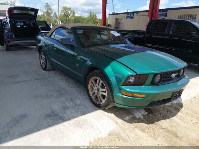Salvage Ford Mustang Image