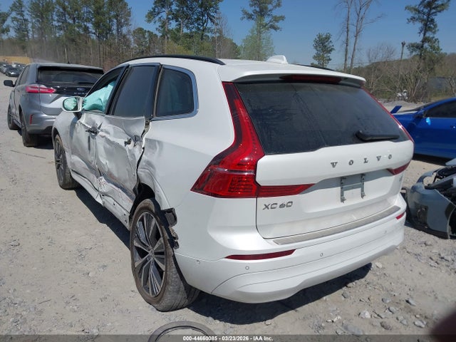 Volvo XC60 B5 Momentum