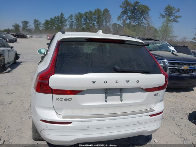 Volvo XC60 B5 Momentum