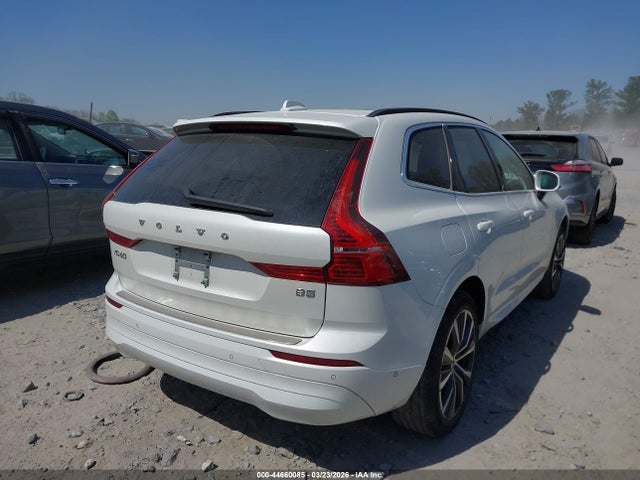 Volvo XC60 B5 Momentum