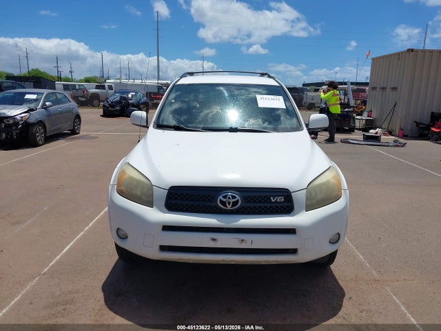 Toyota RAV4 Sport V6