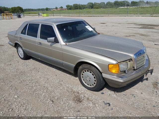 Salvage Mercedes-Benz 420 Image