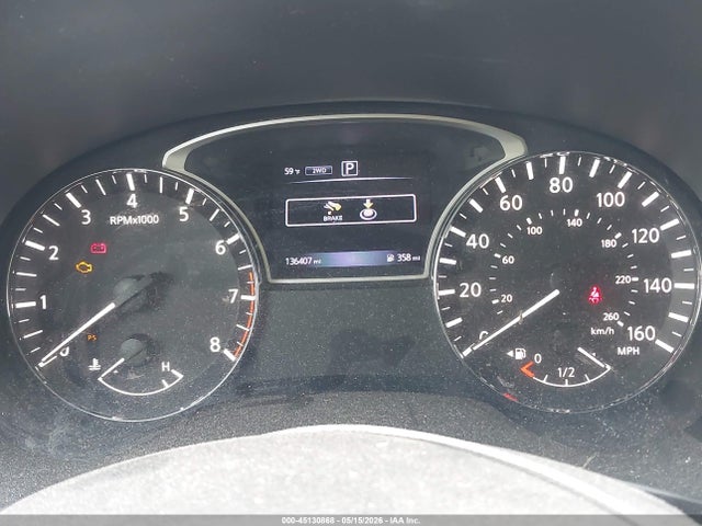 Nissan Pathfinder Sv
