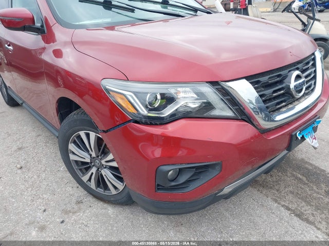 Nissan Pathfinder Sv