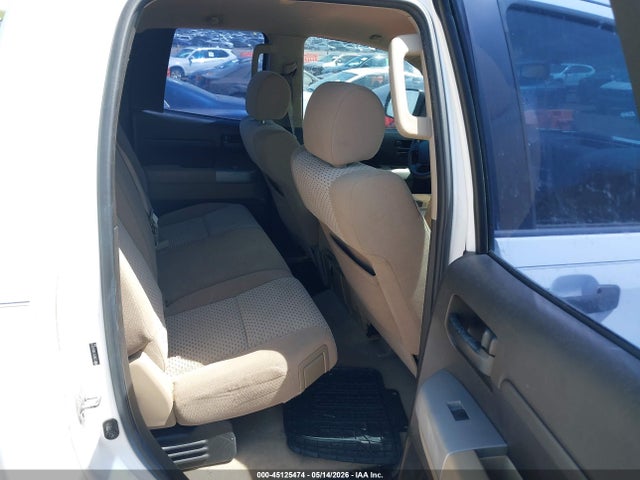 Toyota Tundra Base 5.7l V8