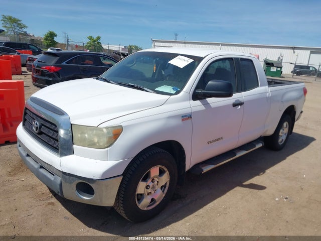 Toyota Tundra Base 5.7l V8