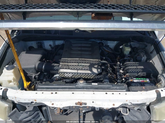 Toyota Tundra Base 5.7l V8