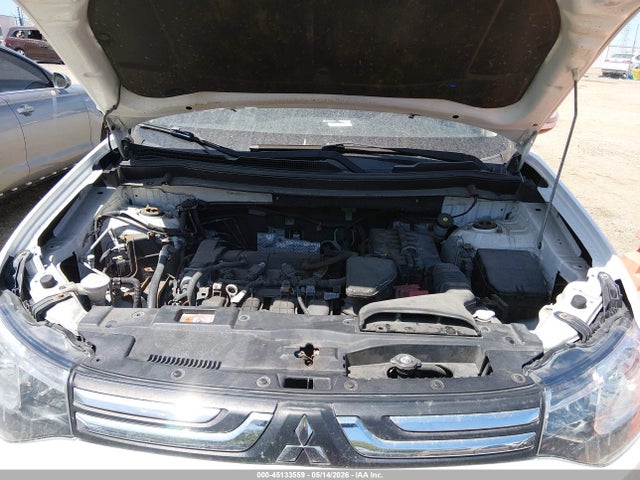 Mitsubishi Outlander Se