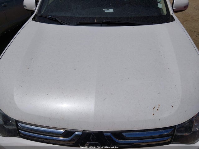 Mitsubishi Outlander Se