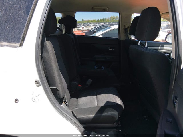 Mitsubishi Outlander Se