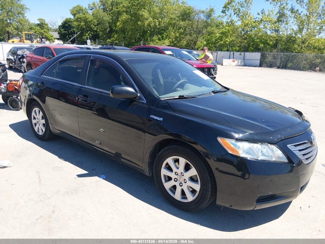 Salvage Toyota Camry Image
