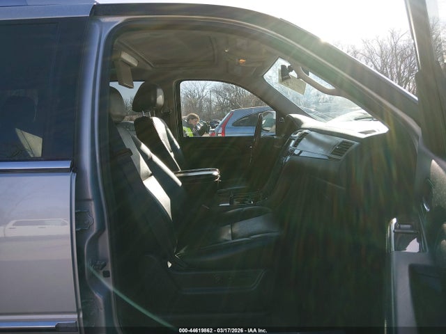 Cadillac Escalade Luxury