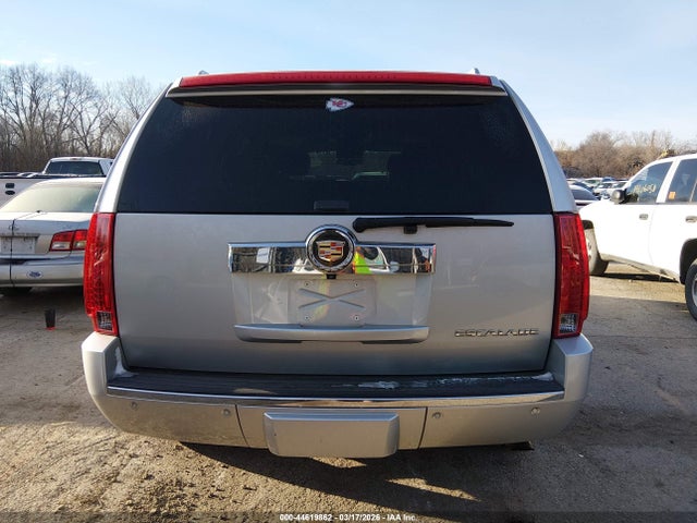 Cadillac Escalade Luxury