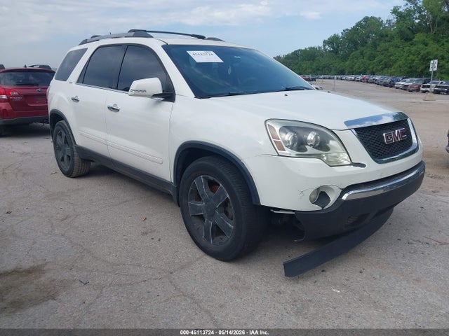 Salvage GMC Acadia Image