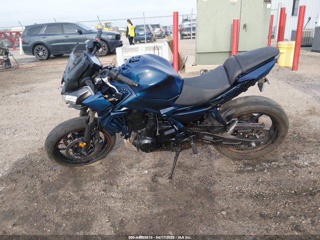 Kawasaki Er650 P