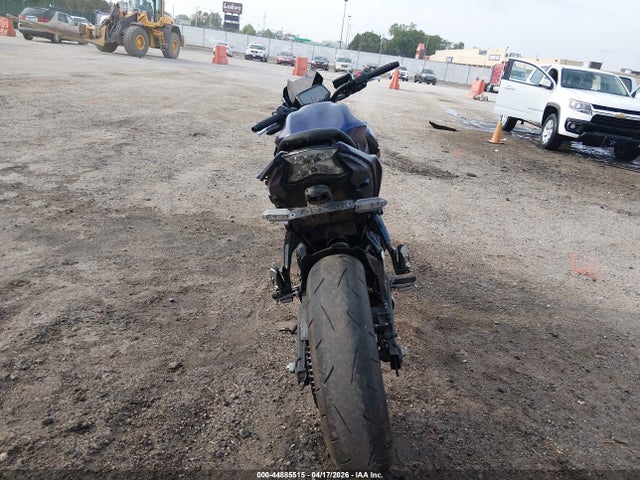 Kawasaki Er650 P
