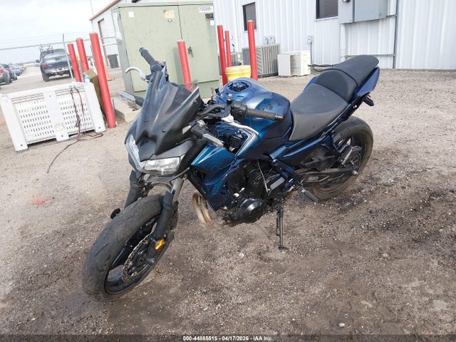 Kawasaki Er650 P