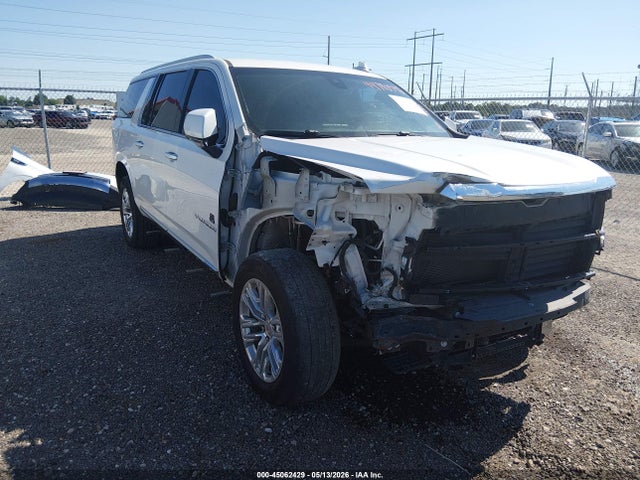Salvage GMC Yukon Image