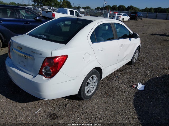 Chevrolet Sonic Lt Auto