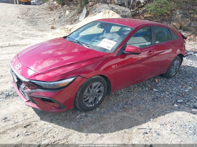 Hyundai ELANTRA Sel