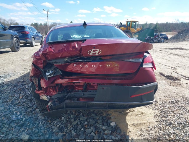 Hyundai ELANTRA Sel