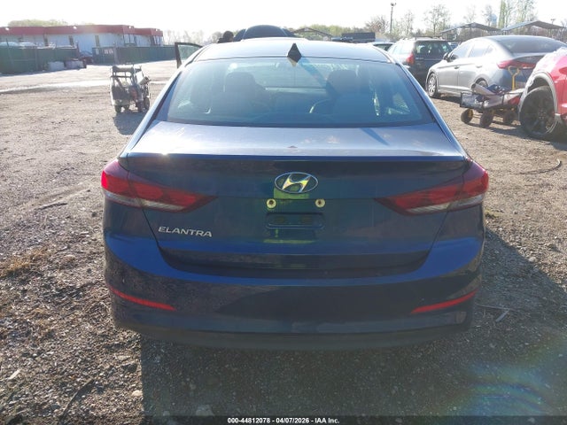 Hyundai ELANTRA Sel
