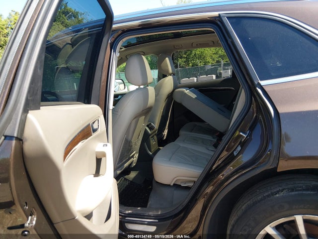 Audi Q5 2.0t Premium