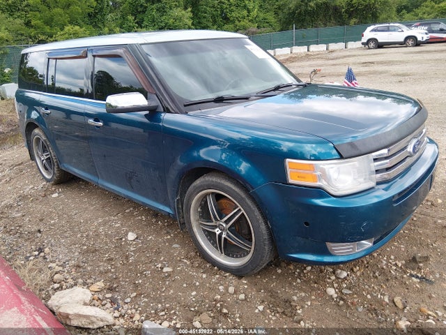 Salvage Ford Flex Image