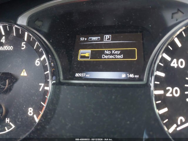 Nissan Pathfinder Sv