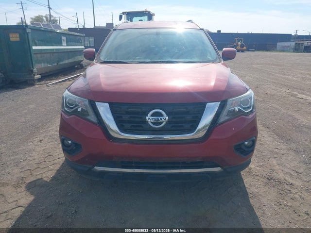 Nissan Pathfinder Sv
