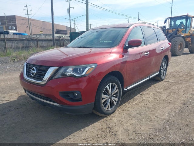 Nissan Pathfinder Sv