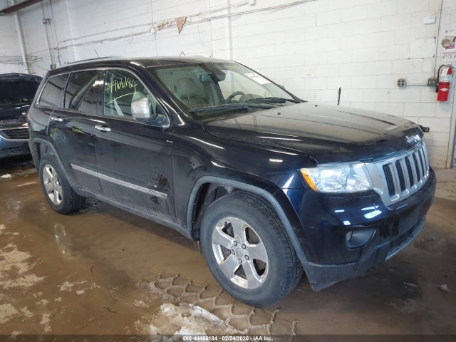Salvage Jeep Grand Cherokee Image