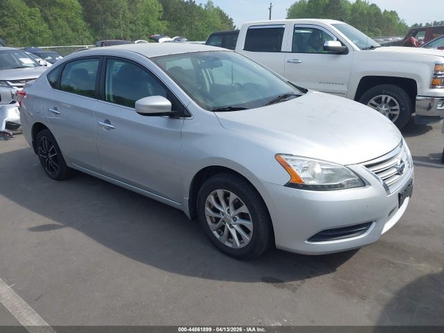 Salvage Nissan Sentra Image