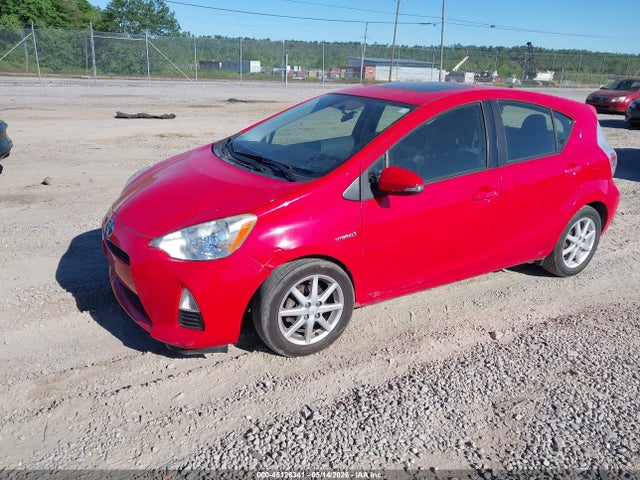 Toyota Prius c Three