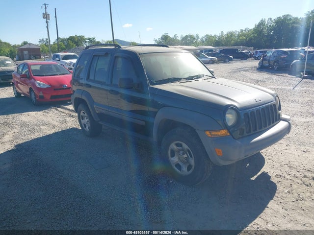 Salvage Jeep Liberty Image