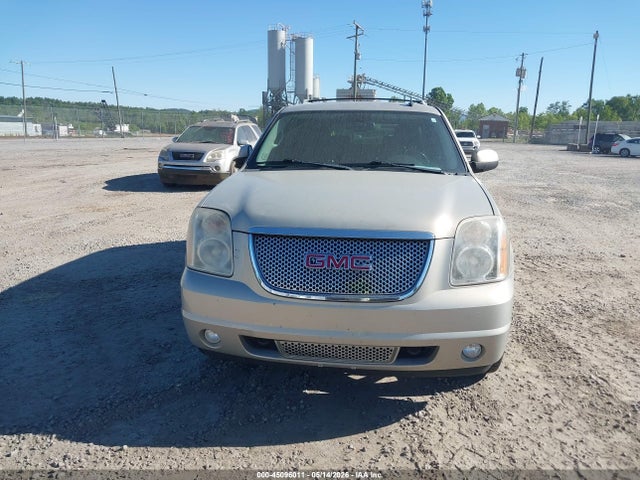 GMC Yukon Denali