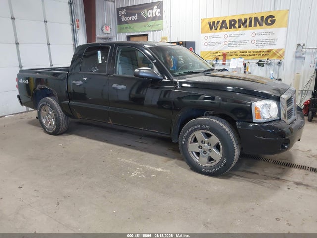 Salvage Dodge Dakota Image