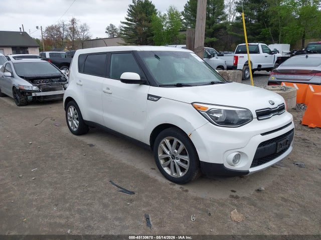 Salvage Kia Soul Image